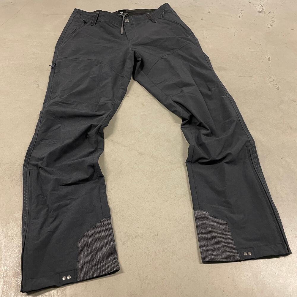 vintage Y2K kuhl hiking cargo pants 33x32